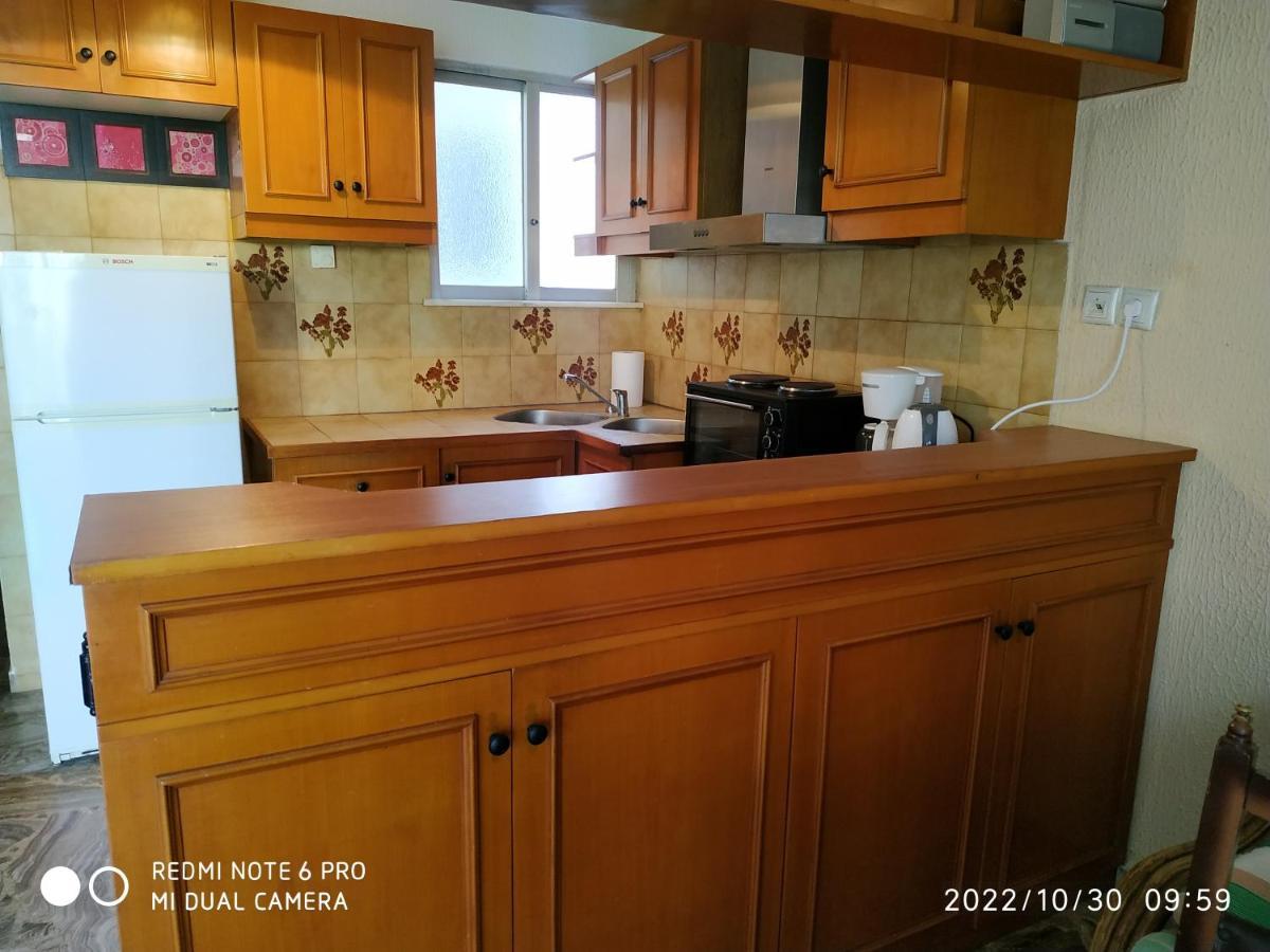 Avra Apartment Artemida  Luaran gambar