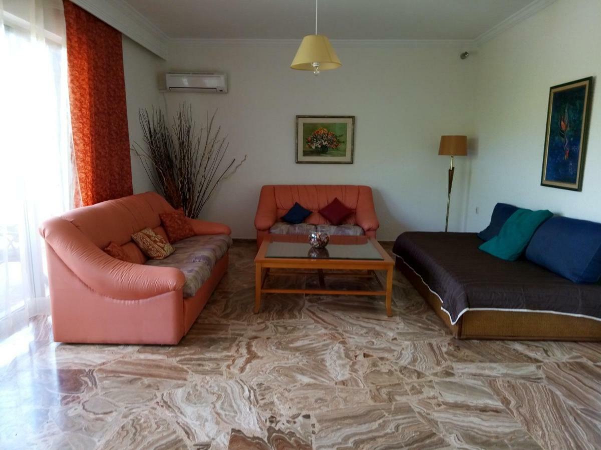 Avra Apartment Artemida  Luaran gambar